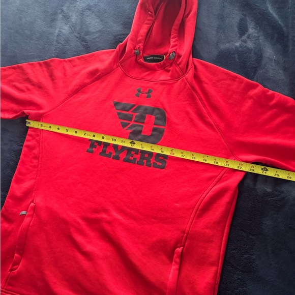 DAYTON FLYERS (UNDER ARMOUR) hoodie. - Picture 16 of 16